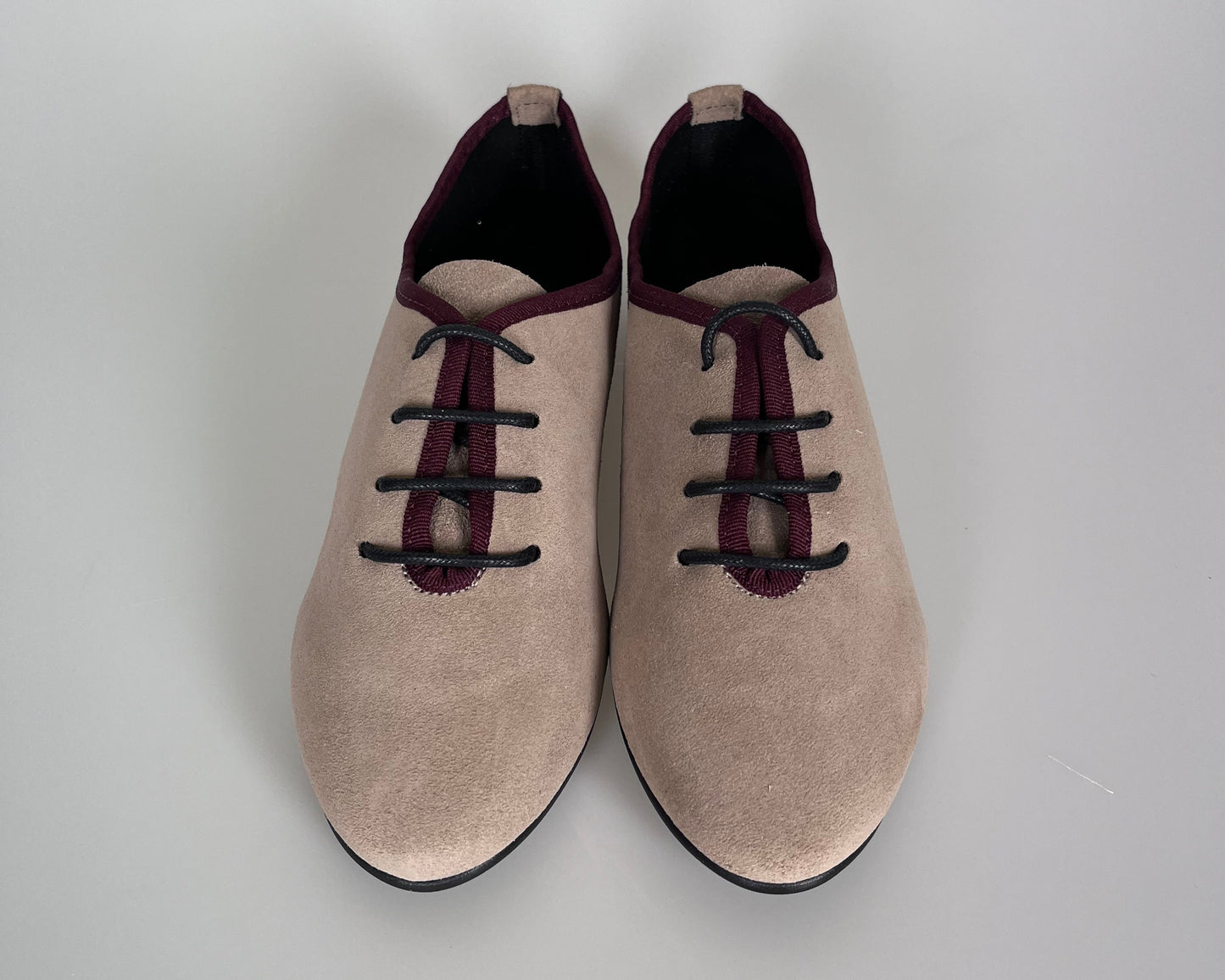 Zapato Edy · Avellana