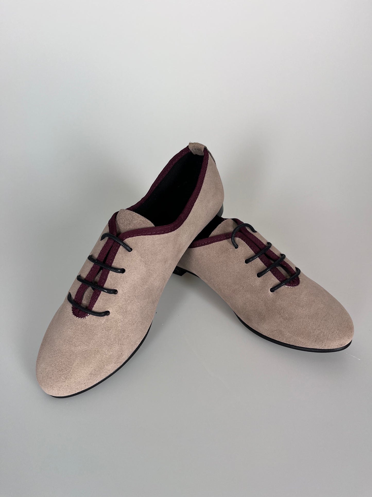 Zapato Edy · Avellana